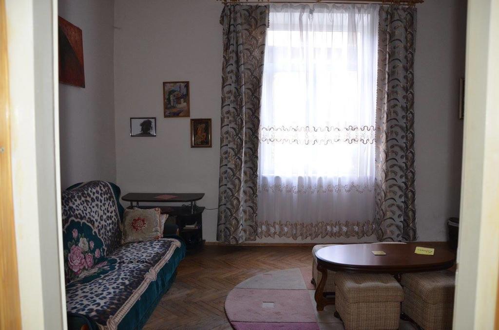 Mieszkanie Na Szpitalnej リヴィウ エクステリア 写真